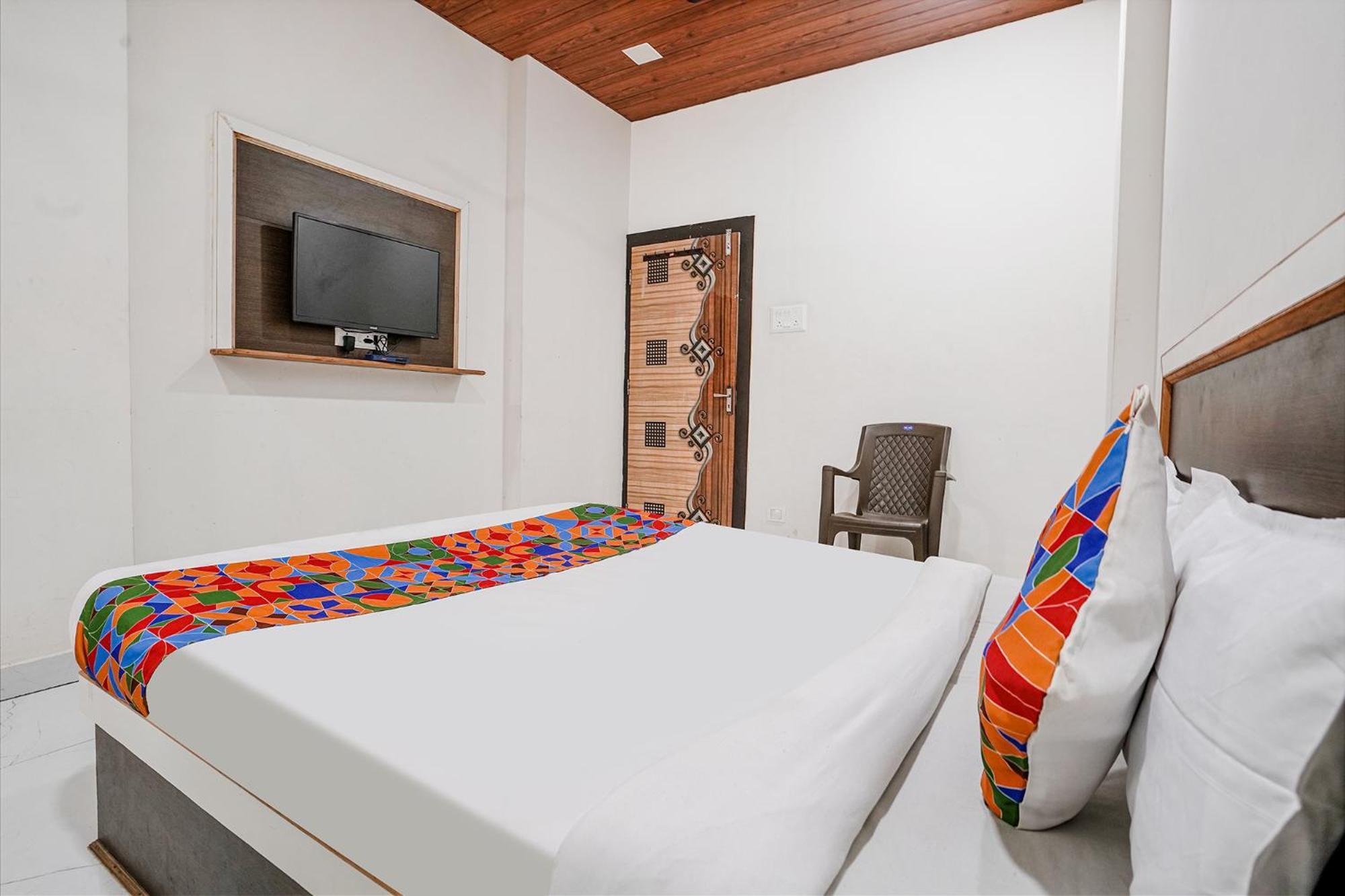 Fabexpress Sai Lodging I - Nr Nashik Railway Station 外观 照片